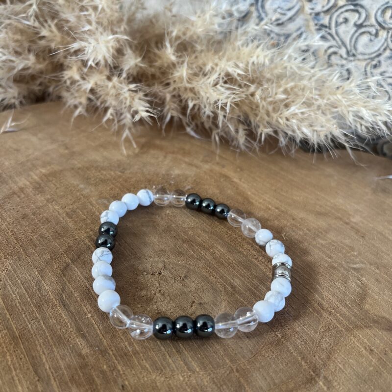 bracelet en pierre naturelle howlite cristal de roche hématite